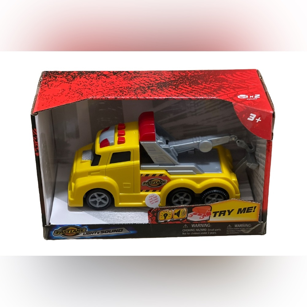 Fast Lane Light and Sound Car Kids 3+ Toy Tow Truck Yellow Collection